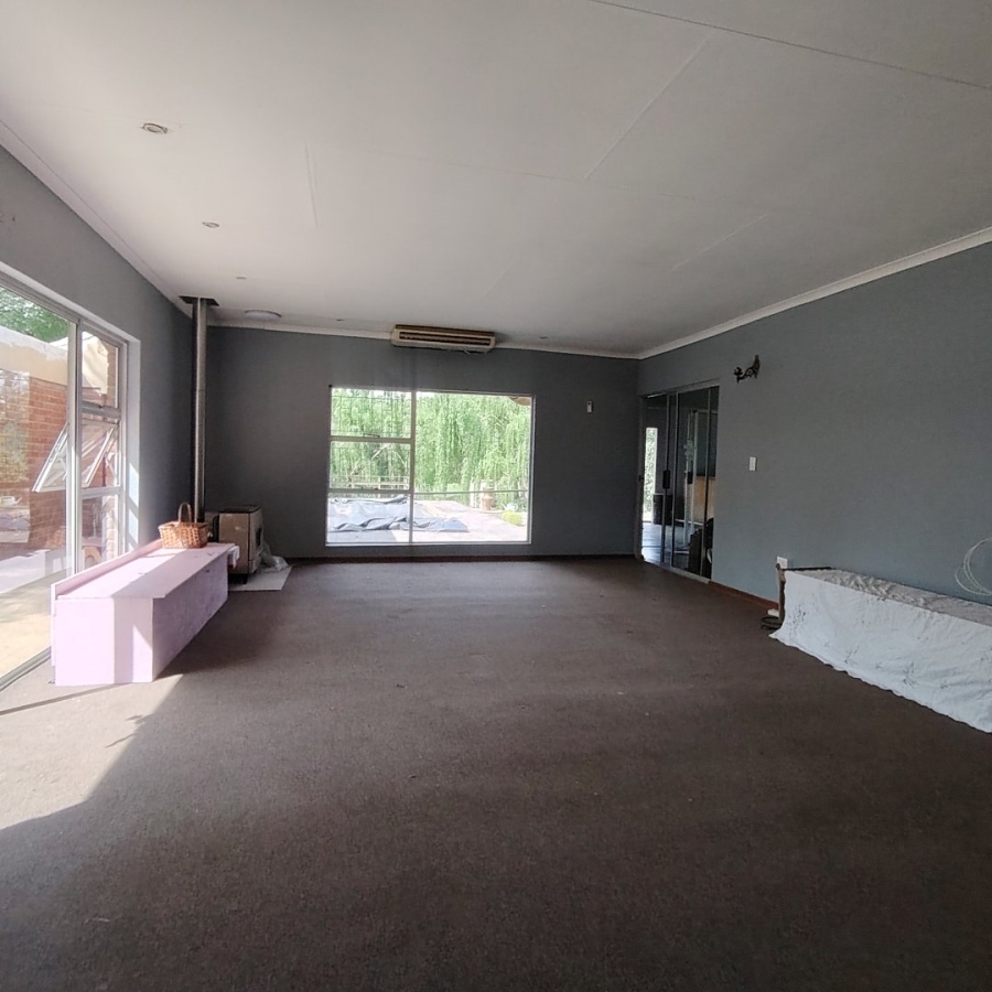 Commercial Property for Sale in Roodewal Free State